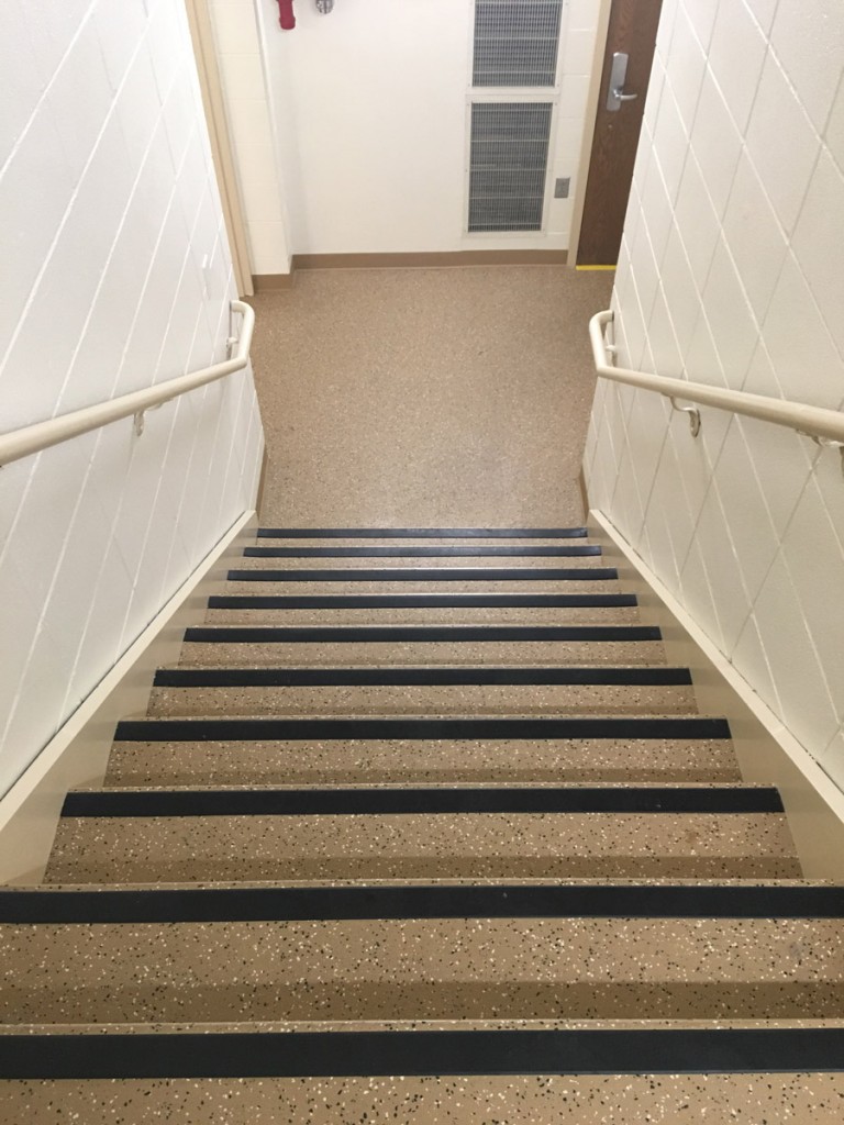 Hospital Stairwell with Nora Rubber Treads & Tiles