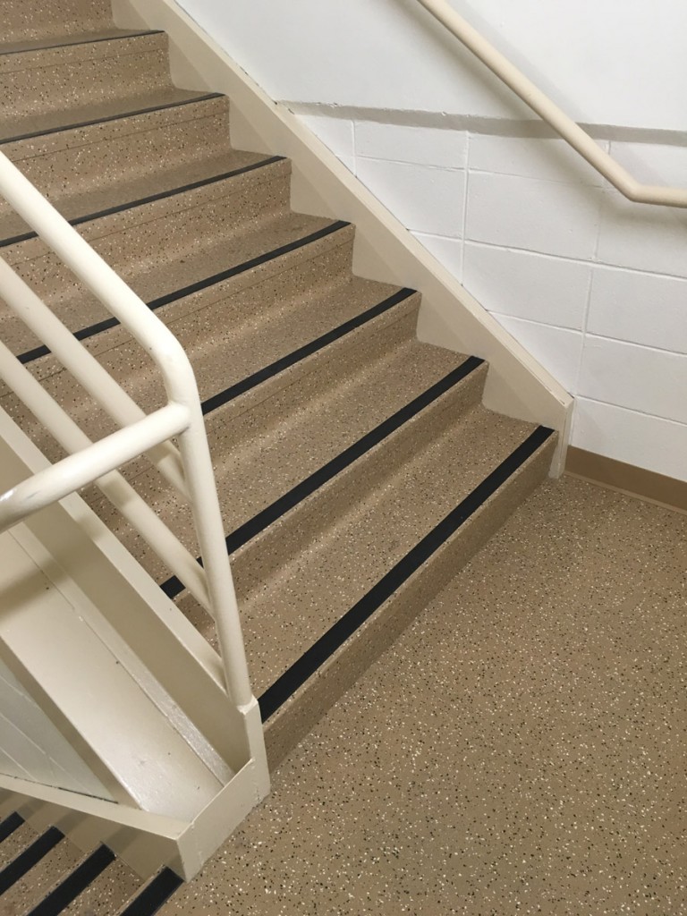 Hospital Stairwell with Nora Rubber Treads & Tiles