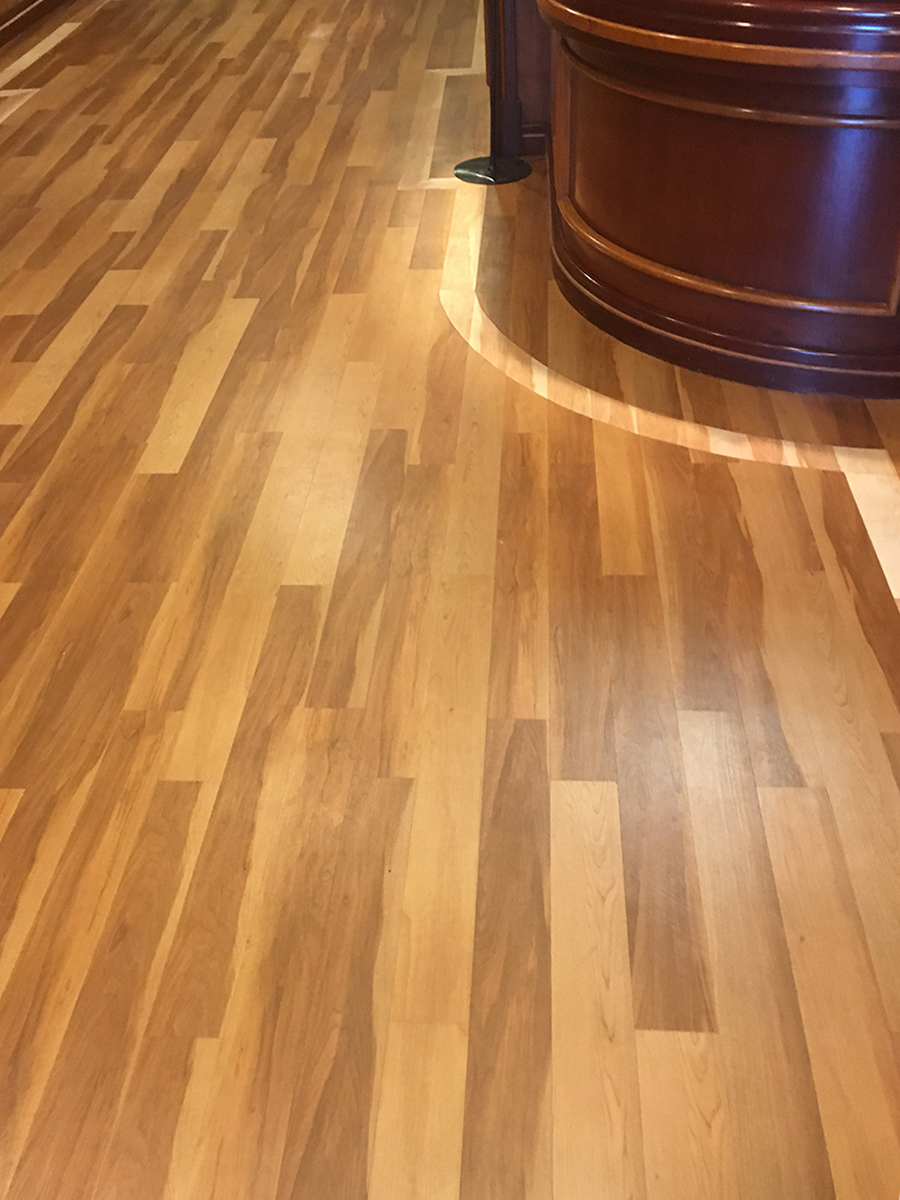 Floorwokrs Vinyl Planks with Border